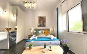 Artzy Petit Apartment Close To The Center